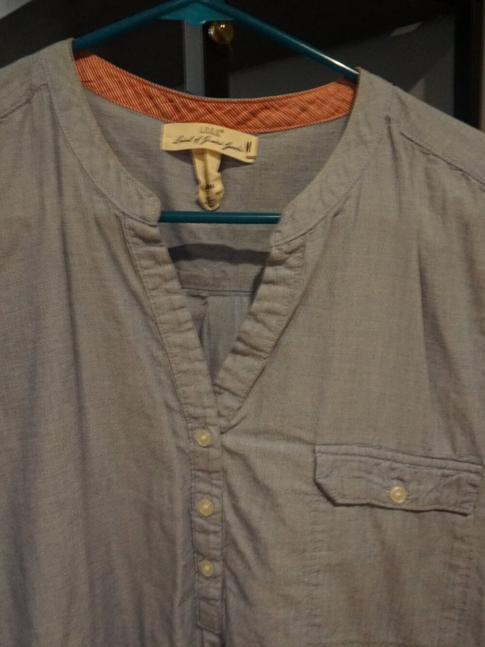 Chambray Henley - Picture 3 of 4